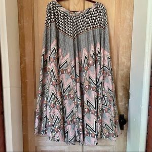 Max Nouveau Circle Maxi Skirt Size L